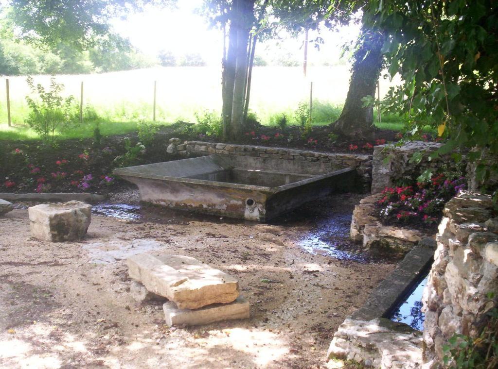 Auberge De Mandrin Dullin Exterior foto